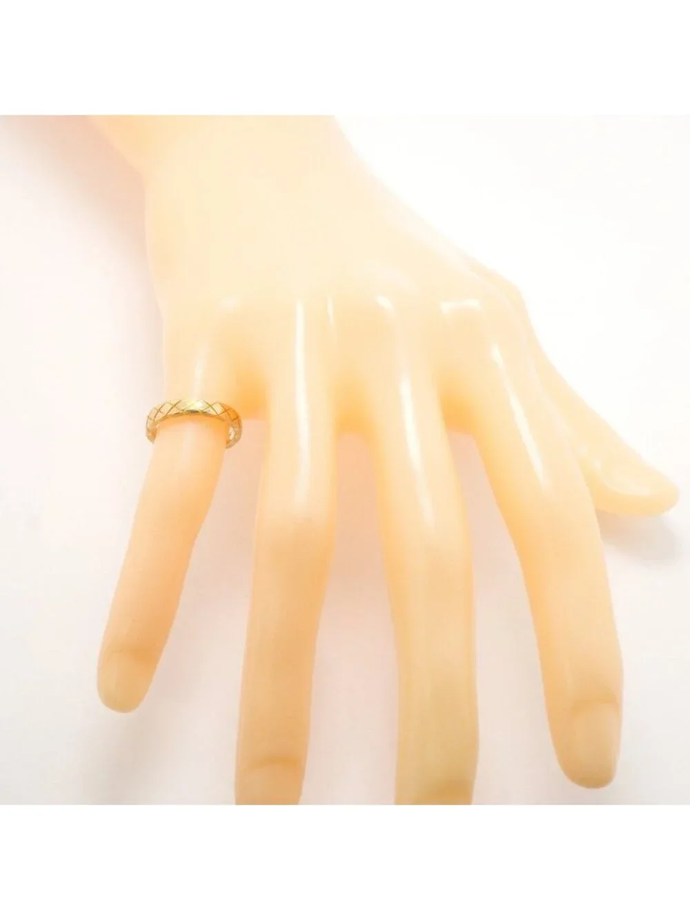 Chanel Ring Coco Crush 18k Yellow Gold